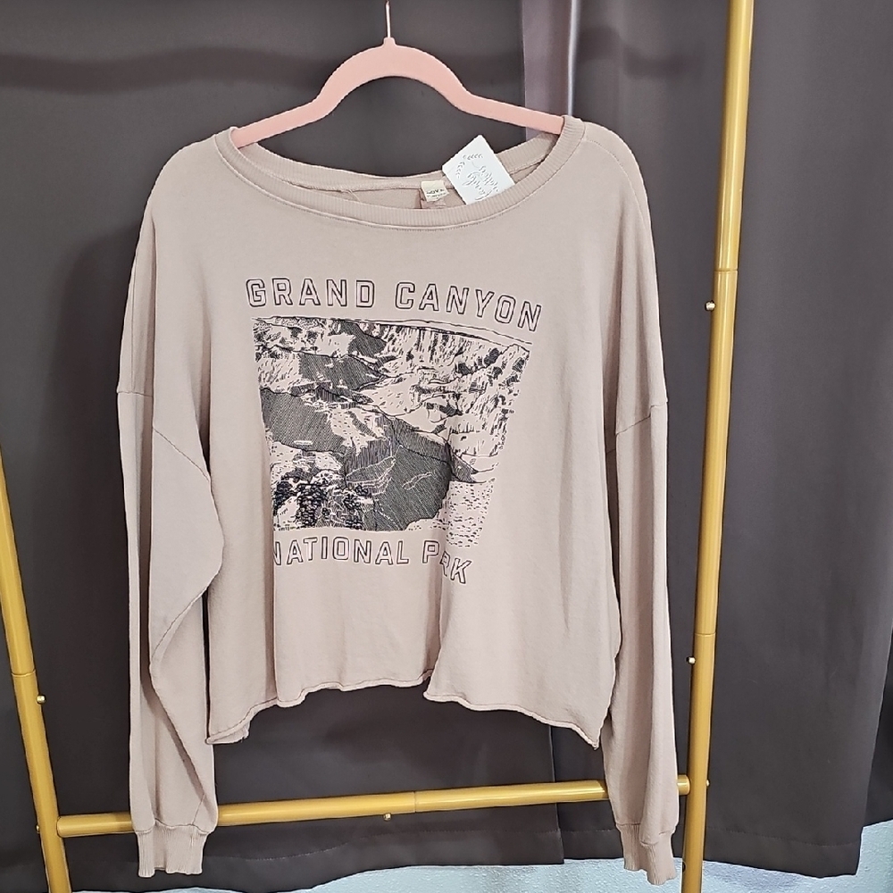 Grand Canyon Graphic Long Sleeve Top